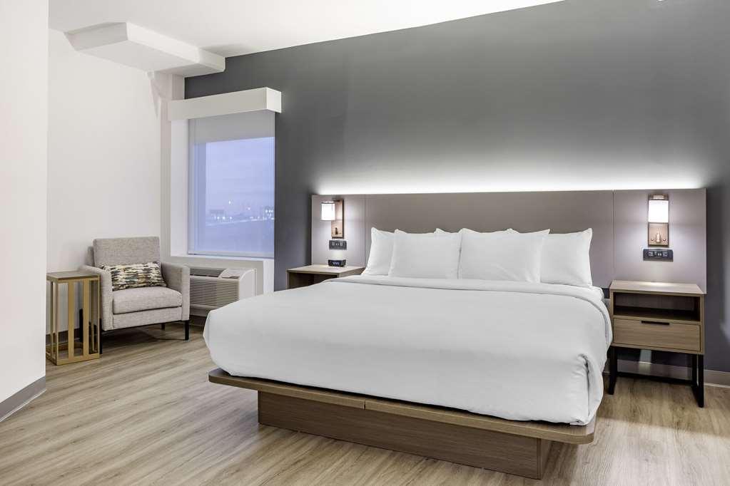 Comfort Inn & Suites Newark Liberty International Airport Værelse billede
