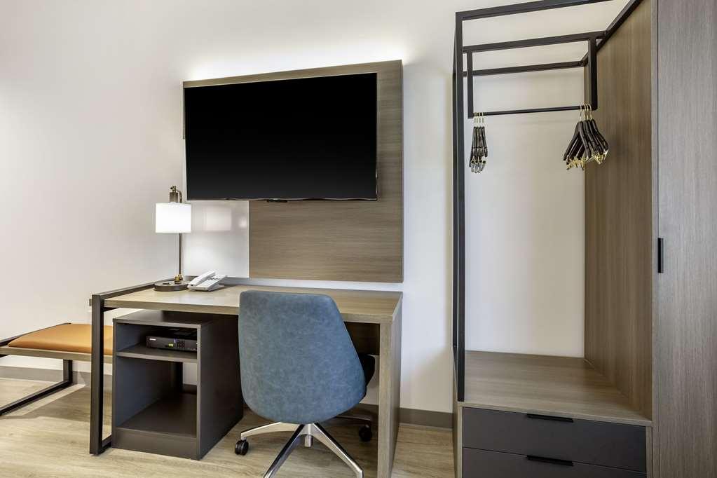 Comfort Inn & Suites Newark Liberty International Airport Værelse billede