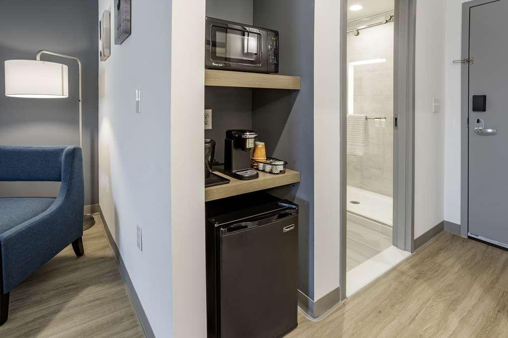 Comfort Inn & Suites Newark Liberty International Airport Værelse billede