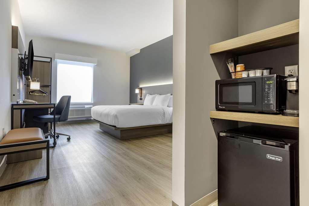 Comfort Inn & Suites Newark Liberty International Airport Værelse billede